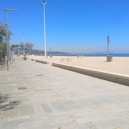 Estudio Primera Linea De Mar Con Piscina Y Parking Apartment