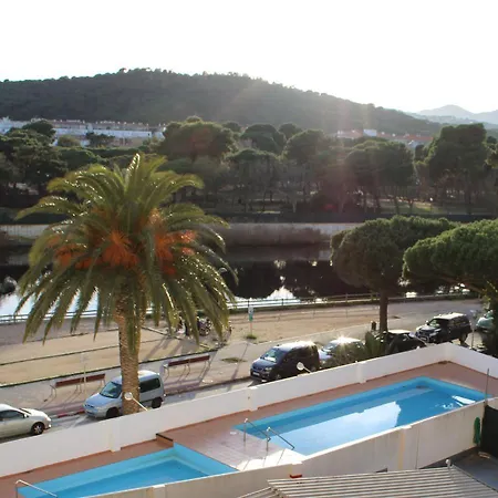 Estudio Primera Linea De Mar Con Piscina Y Parking Apartment